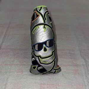 SHELL
SHOCK
STACKED
SKULLS
2.0
BLADE
COVER